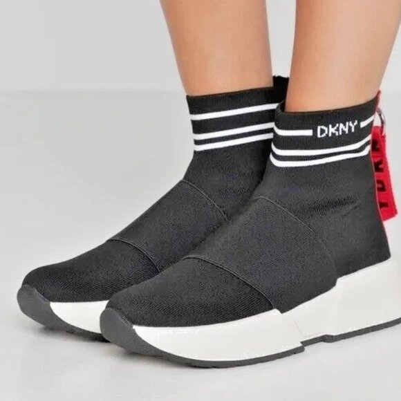 DKNY Marini Women's Sneakers Black Slip-On Sneaker Shoes Size 7.5 - Picture 6 of 8